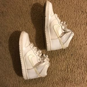 Nike Mid Top Air Force Sneakers